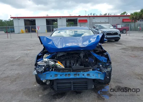 2018 Ford Focus Se z USA, uszkodzony, nr VIN 1FADP3F25JL235653